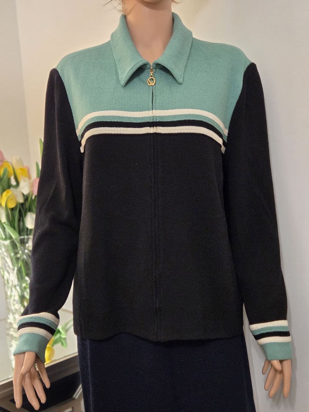 St. John Sport by Marie Gray Black and Mint Zip-Front Knit Jacket